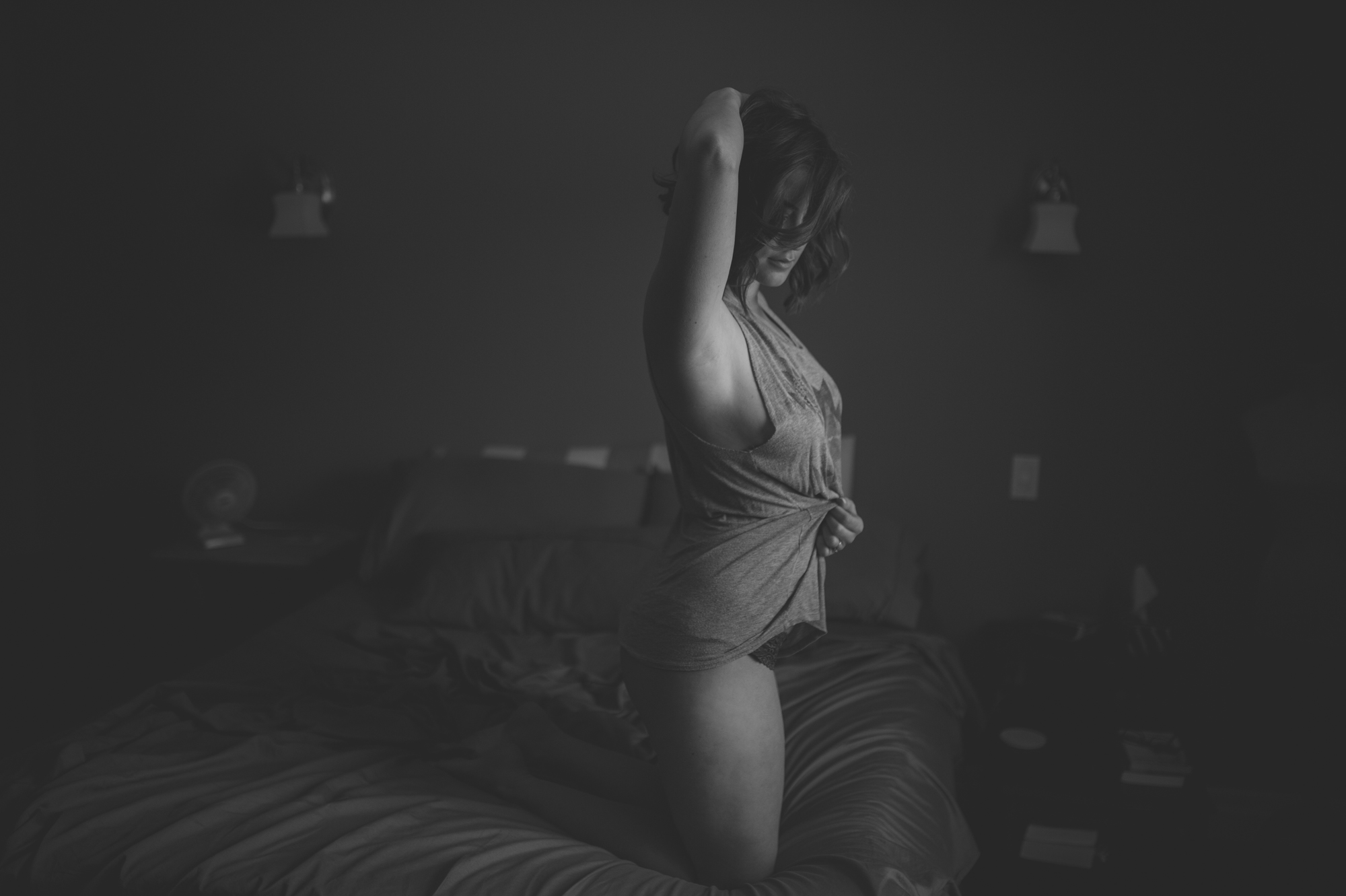 https://www.caitlavoie.com/wp-content/uploads/2015/02/Boudoir-Photographer-Belleville-Picton-abc003.jpg