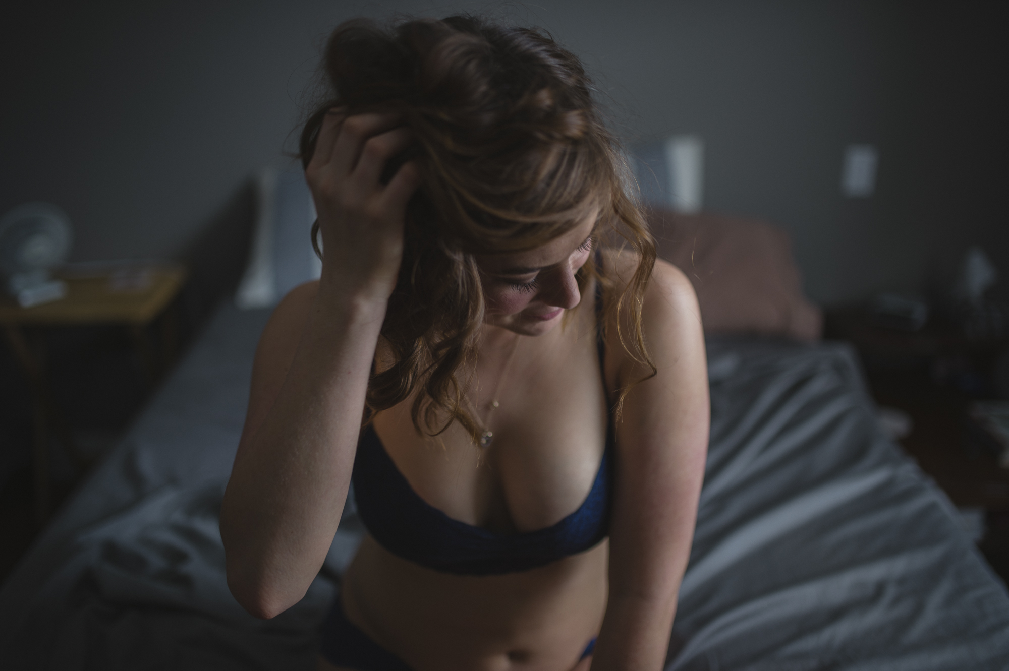 https://www.caitlavoie.com/wp-content/uploads/2015/02/Boudoir-Photographer-Belleville-Picton-abc012.jpg