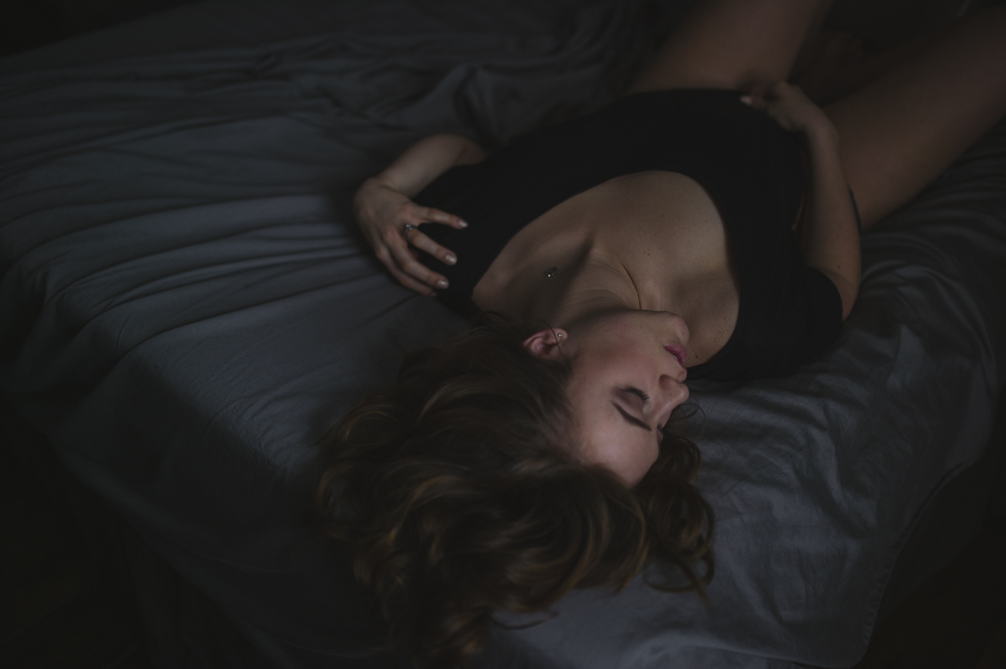 https://www.caitlavoie.com/wp-content/uploads/2015/02/Boudoir-Photographer-Belleville-Picton-abc017.jpg